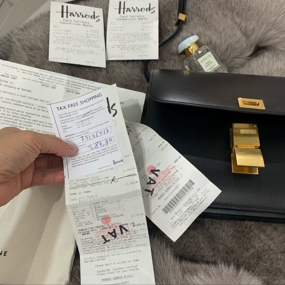 💯 % authentic Celine box - Picture 3 of 4